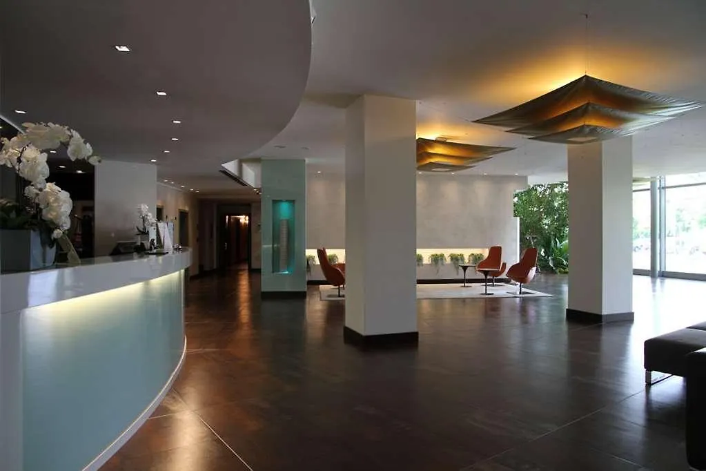 Hotel Cruise Montano Lucino 4*,  Italy