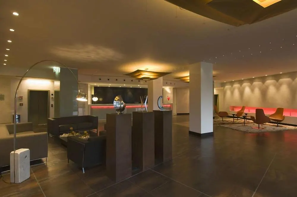 Hotel Cruise Montano Lucino
