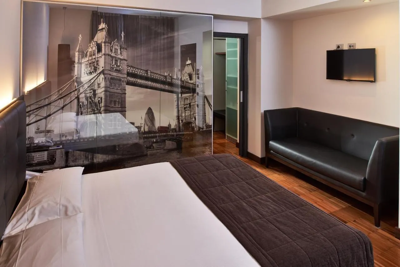 Hotel Cruise Montano Lucino