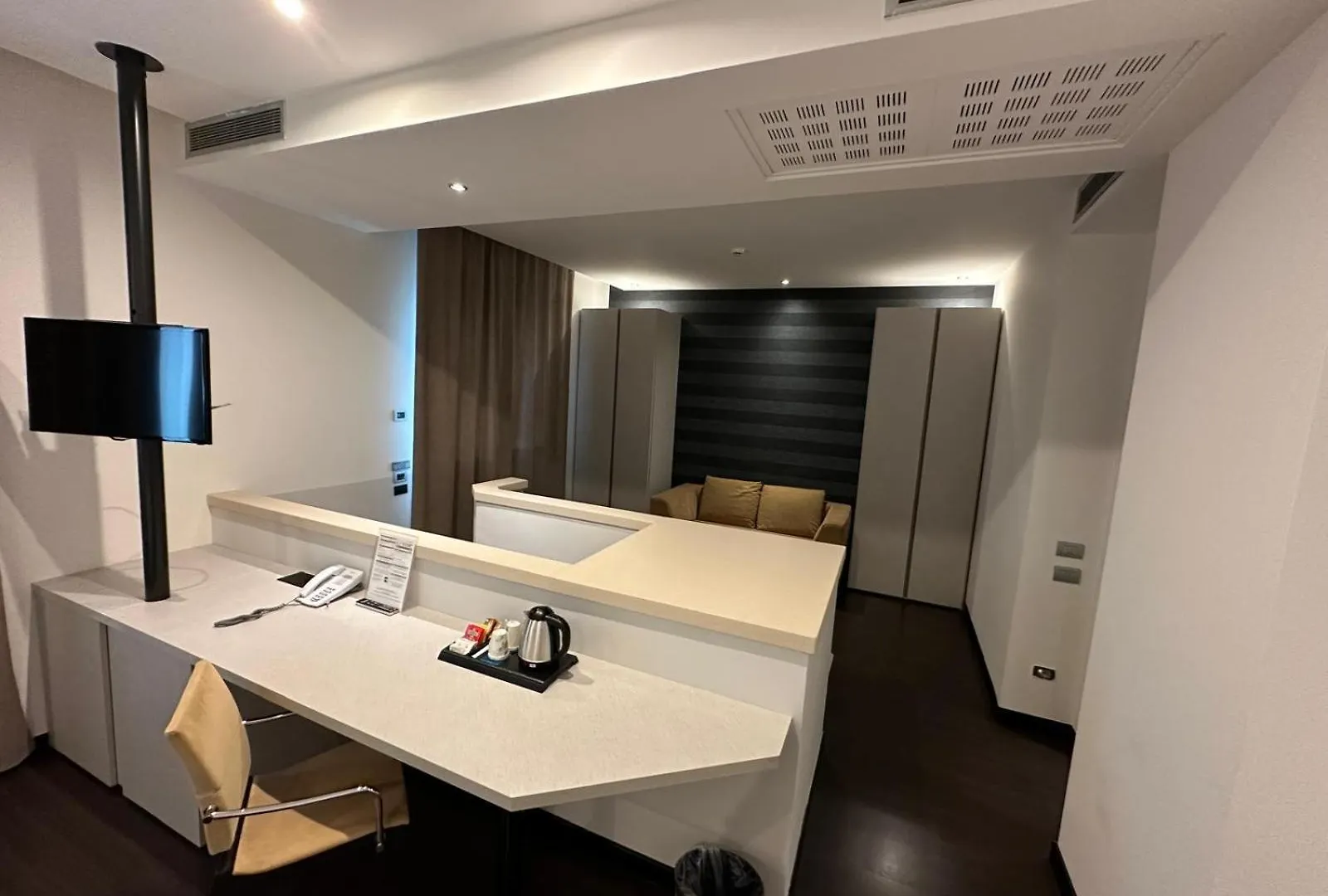 Hotel Cruise Montano Lucino