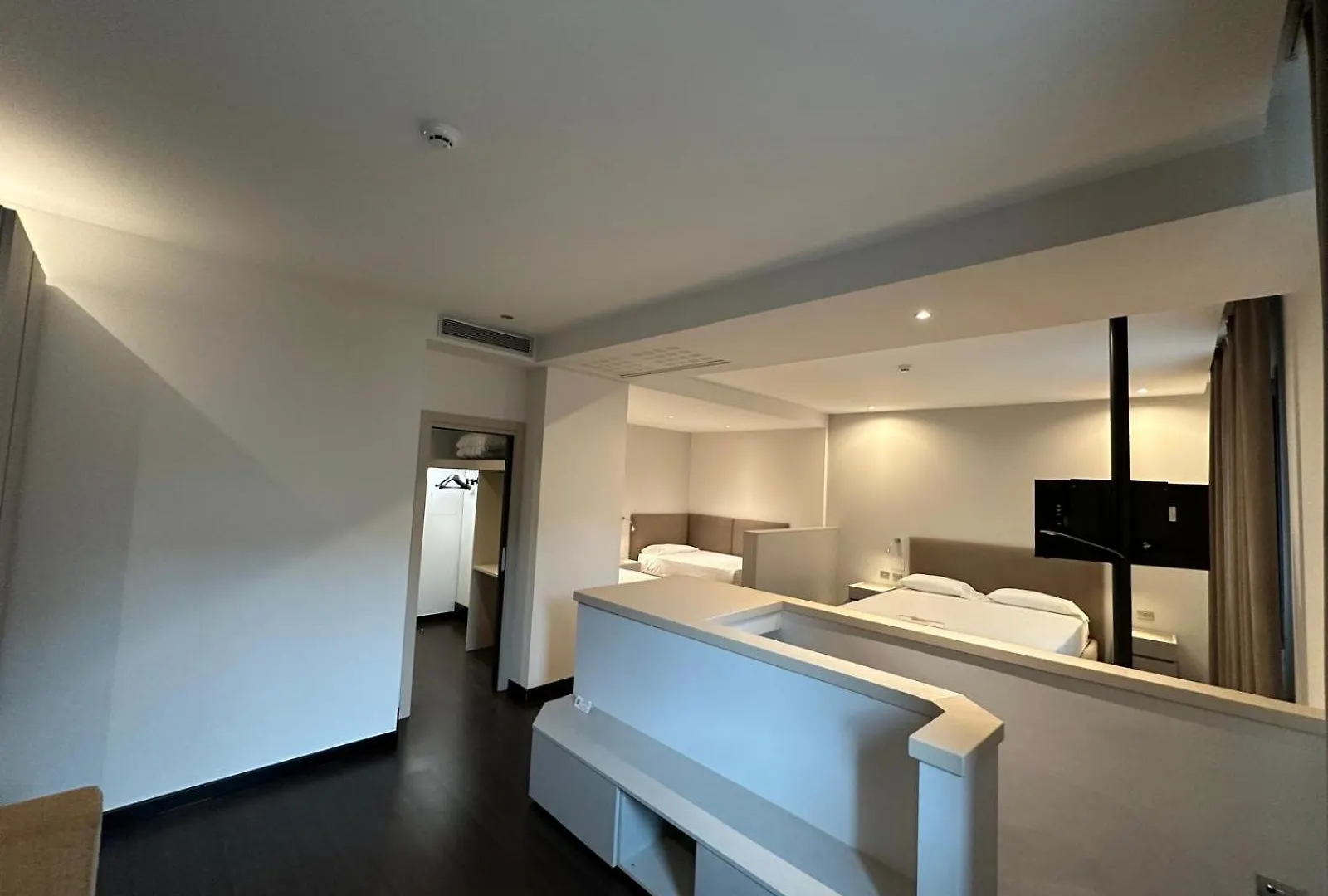 Hotel Cruise Lucino